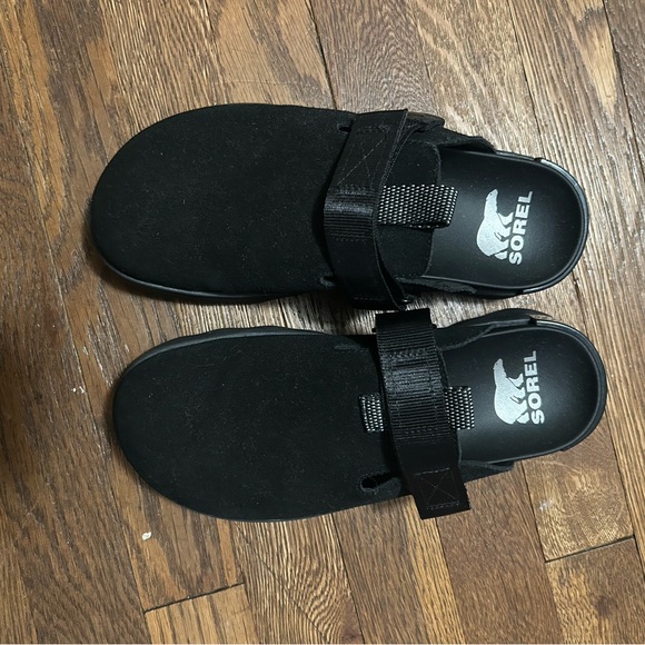 Sorel Clogs - Picture 3 of 5